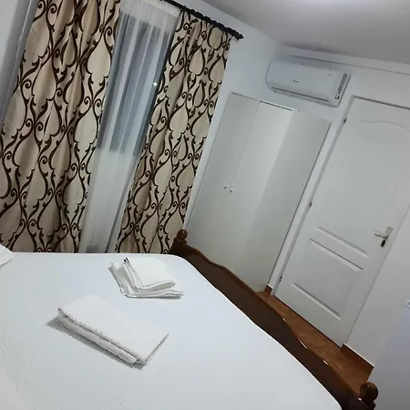בית הארחה Casa Simone