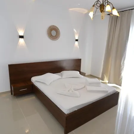 Casa Simone בית הארחה 3*